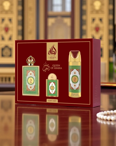 lattafa-queen-of-arabia-gift-set-over-reflected-surface.webp